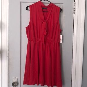 NWT tie front sleeveless dress